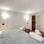 Capponi 95 Apartman *