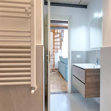 Capponi 95 Apartamento *