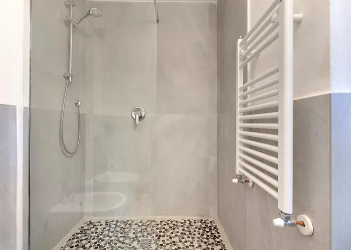 Apartament Capponi 95 *