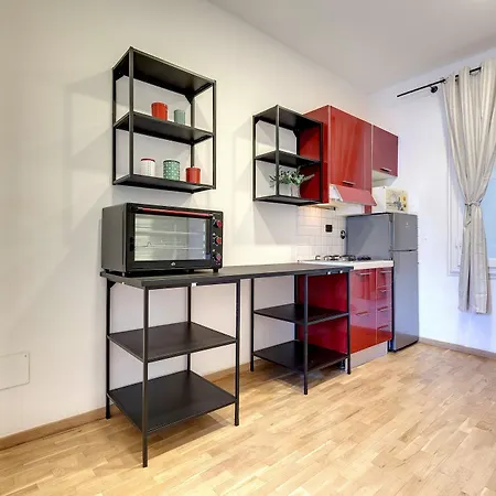 Capponi 95 شقة *